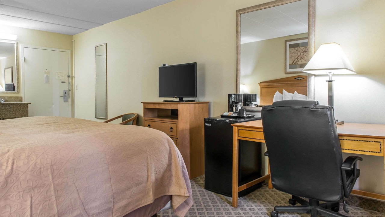 Photo of Bedroom in Fairview