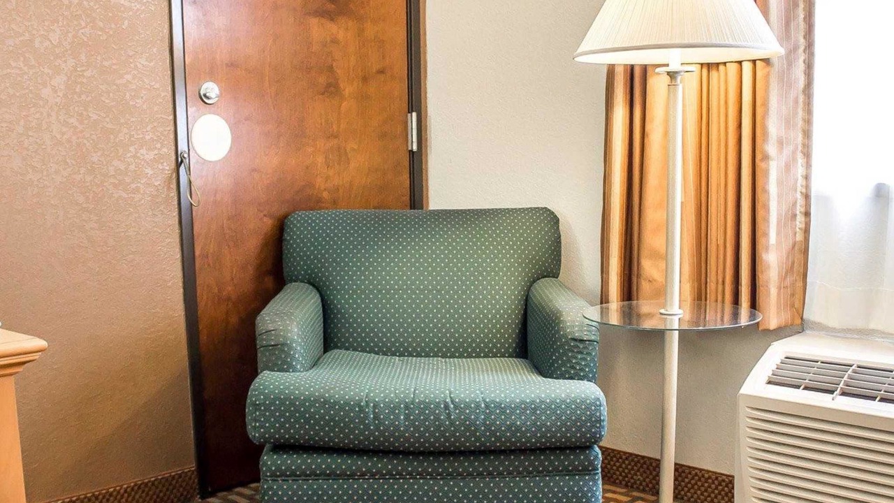 Photo of Bedroom in Elyria