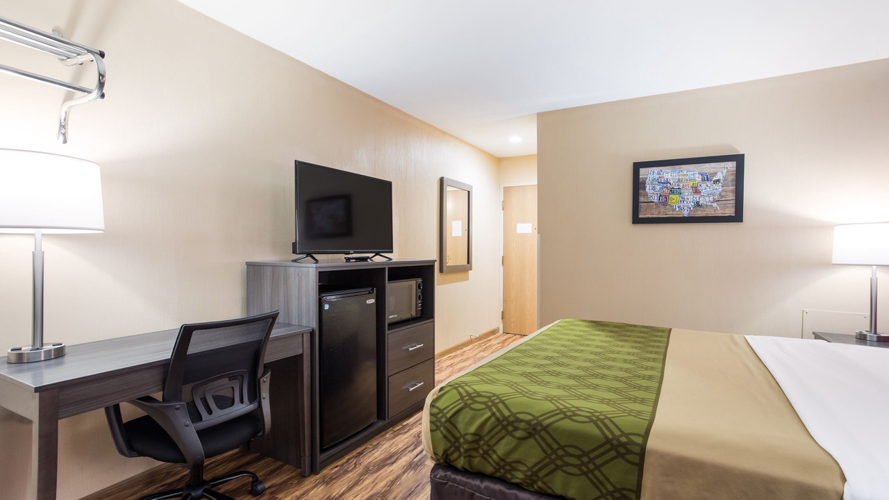 Photo of Bedroom in Painted Post