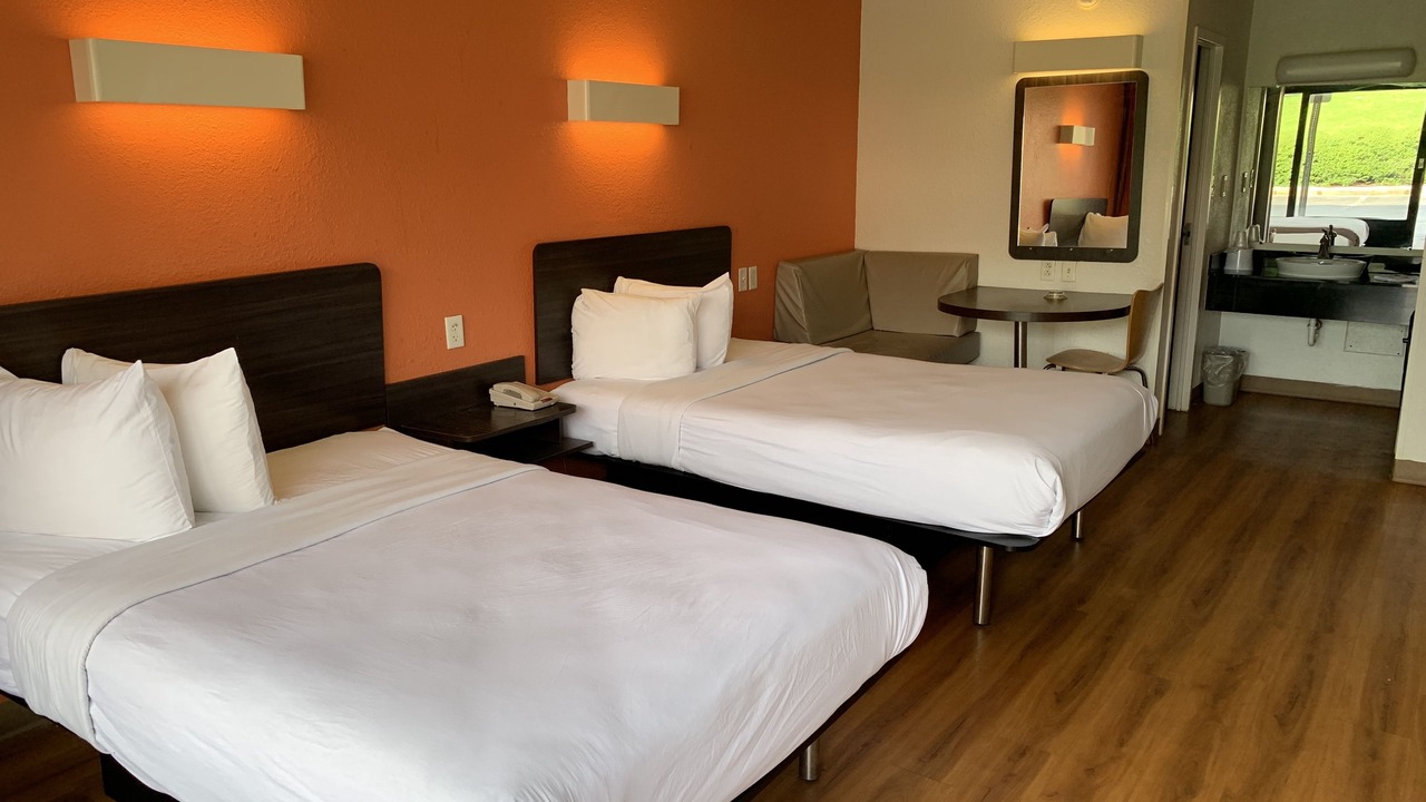 Photo of Bedroom in Violetville