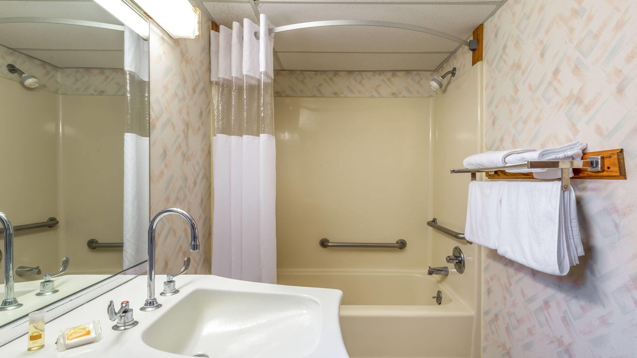 Photo of Bedroom in Vineland
