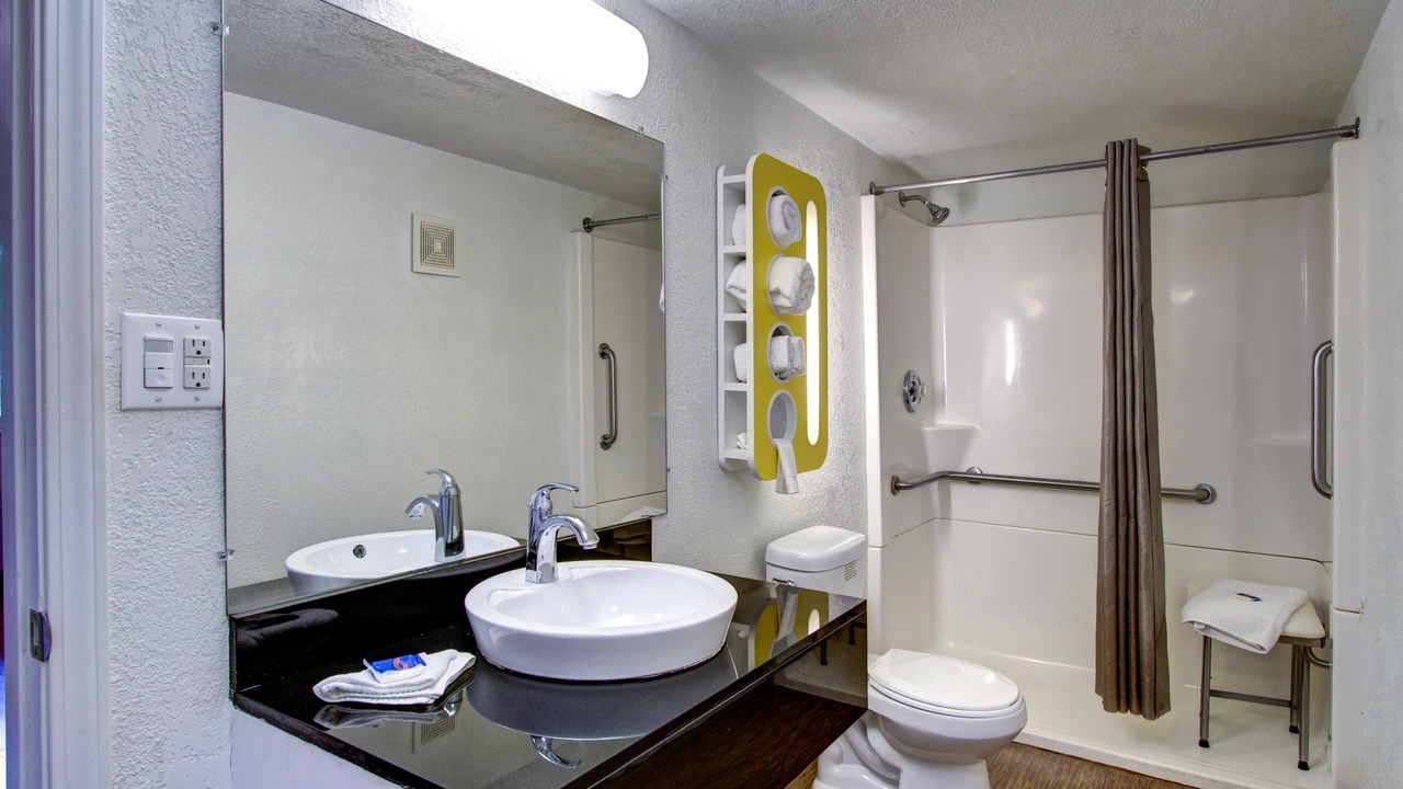 Photo of Bathroom in Richfield