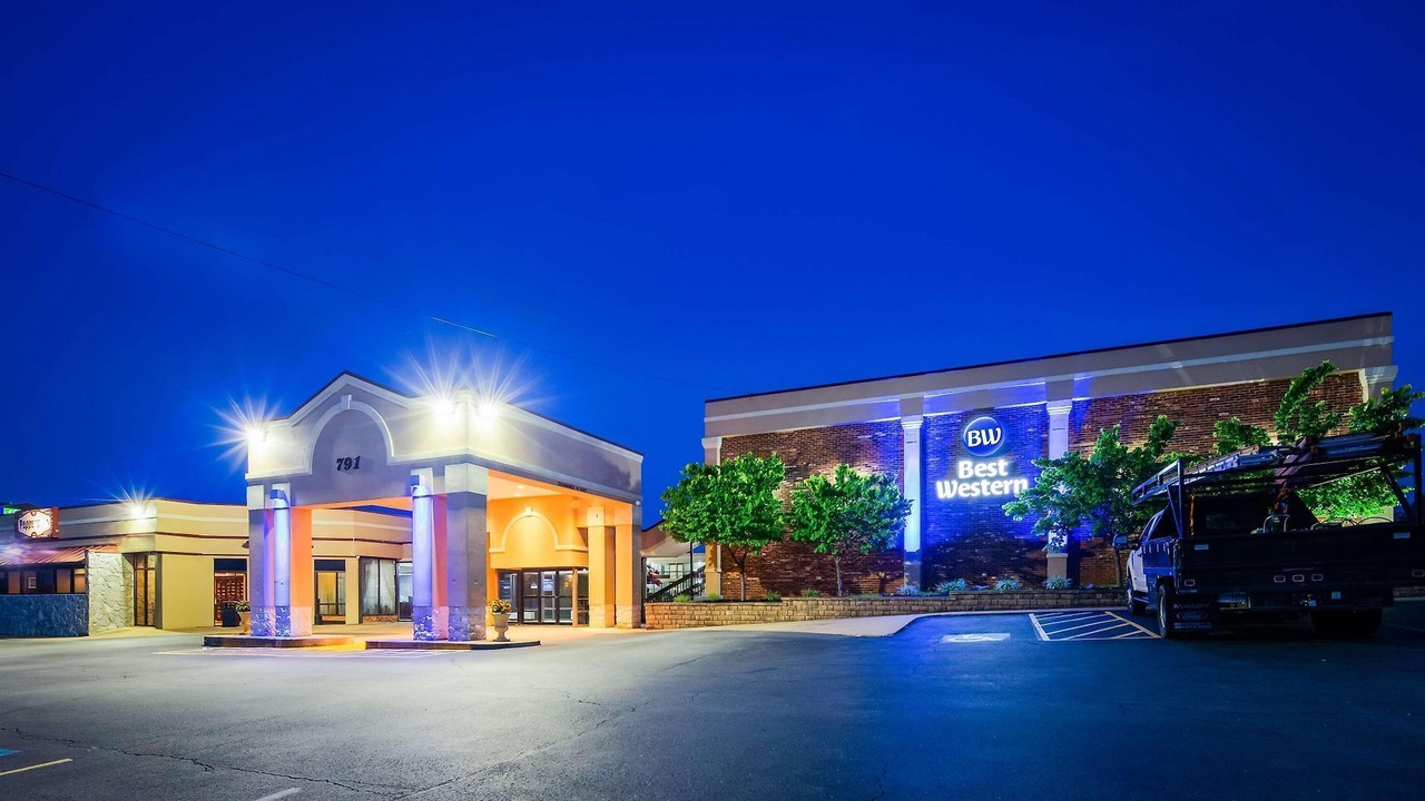 Photo of Outdoor in West Fairfax