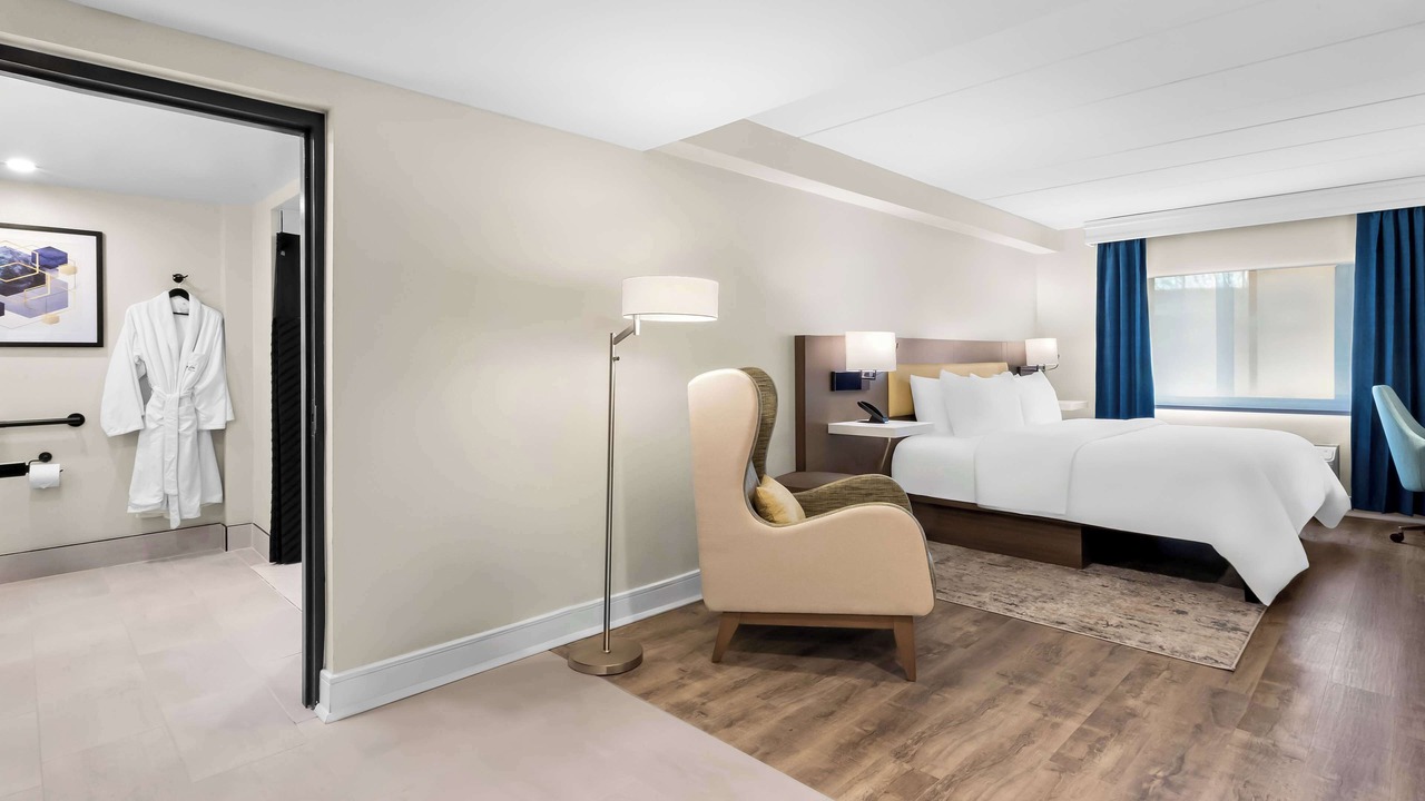 Photo of Bedroom in Tinton Falls