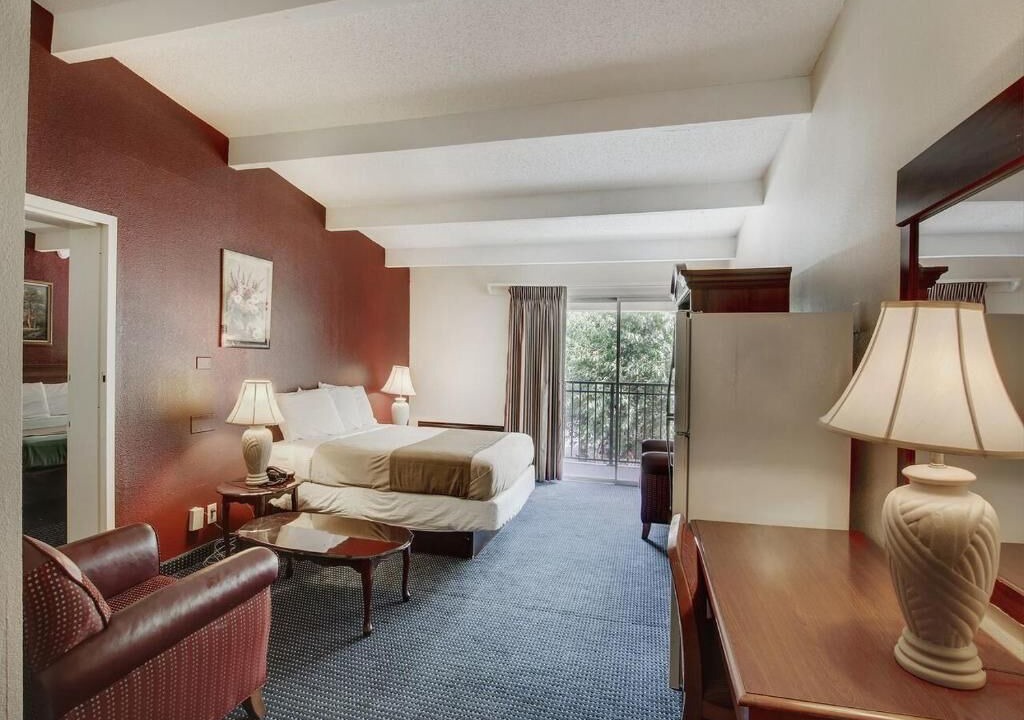 Photo of Bedroom in Cedar Knolls