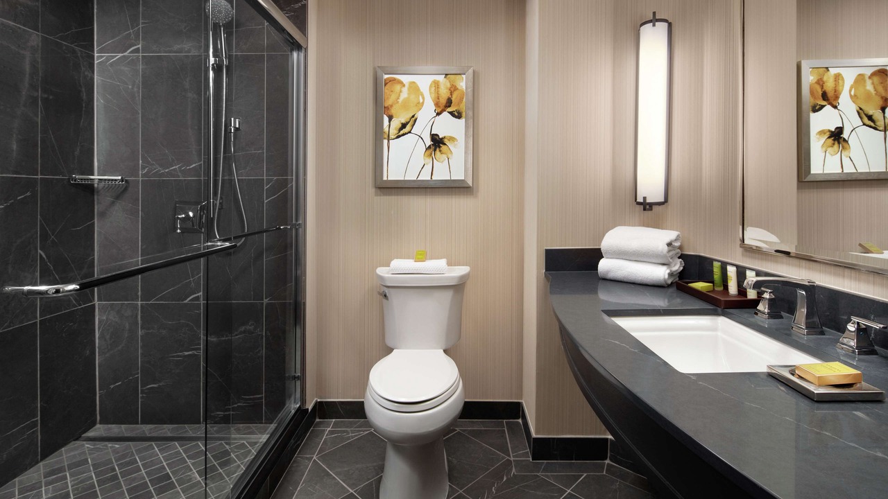Photo of Bathroom in Short Hills