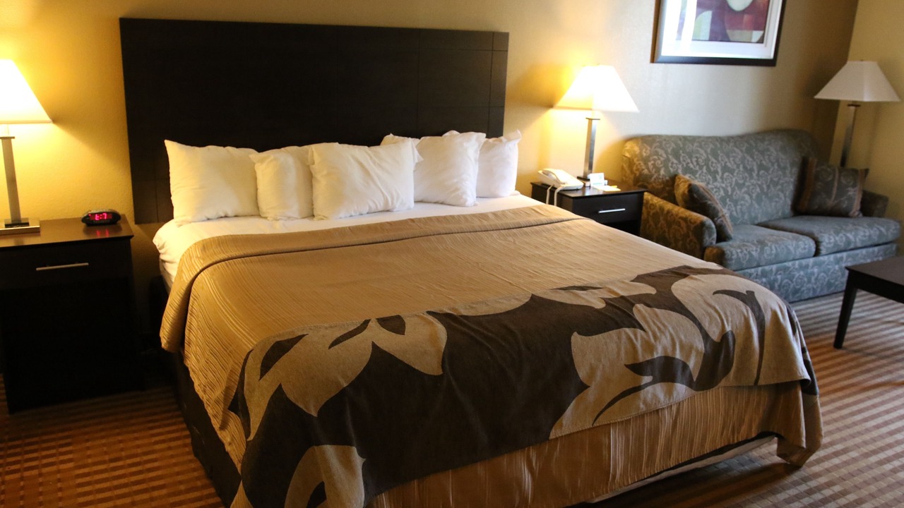Photo of Bedroom in Eckhart Mines