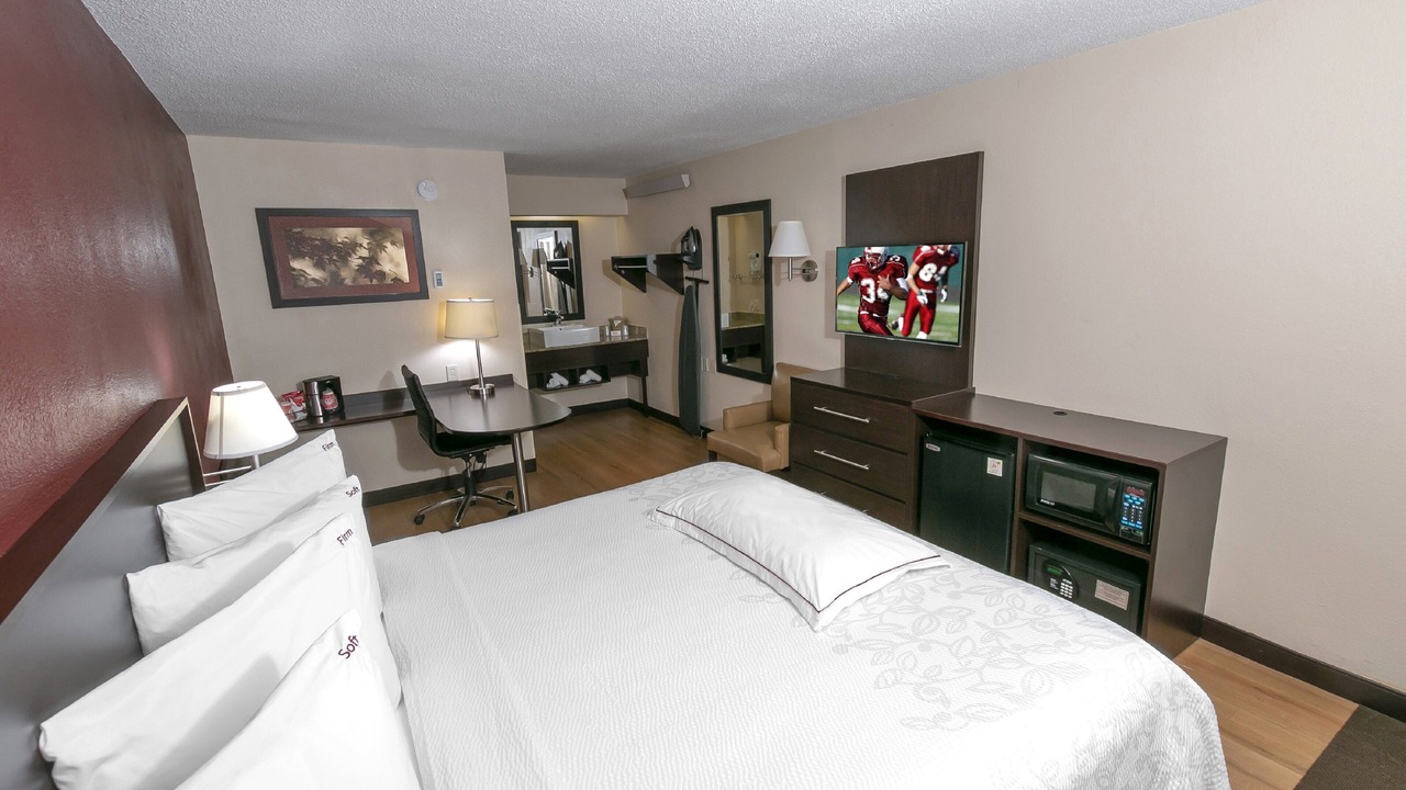 Photo of Bedroom in Monroeville