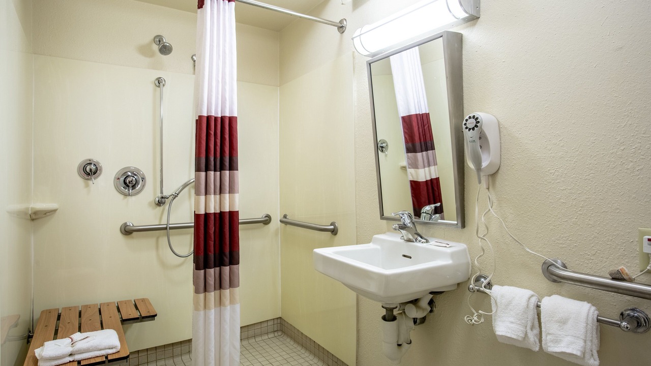 Photo of Bathroom in Monroeville