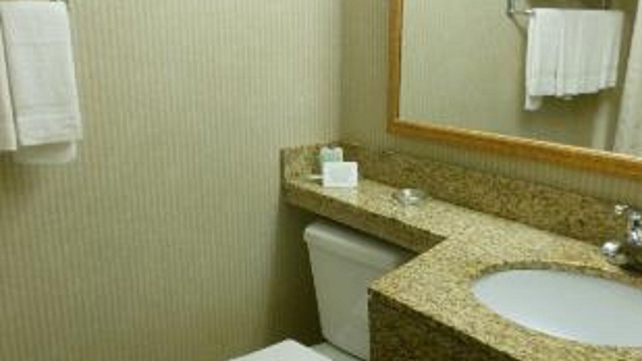 Photo of Bathroom in Mercer