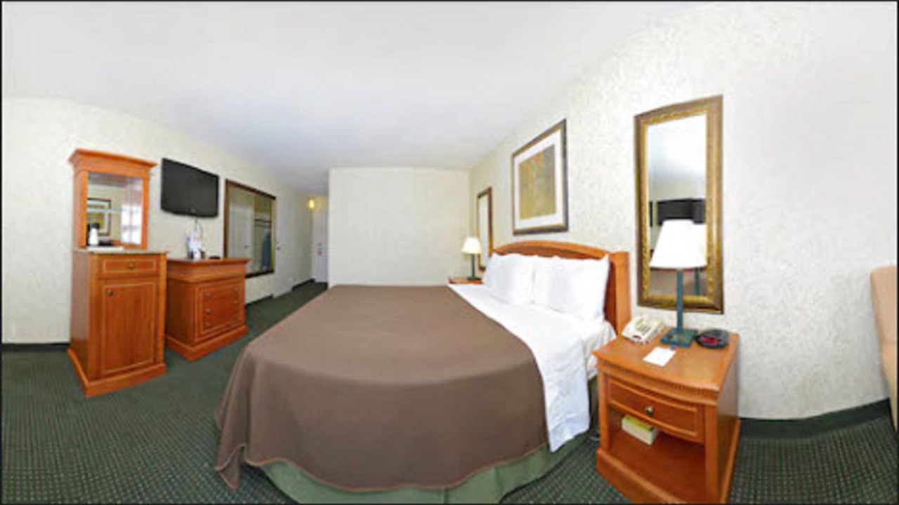 Photo of Bedroom in Pulaski Industrial Area
