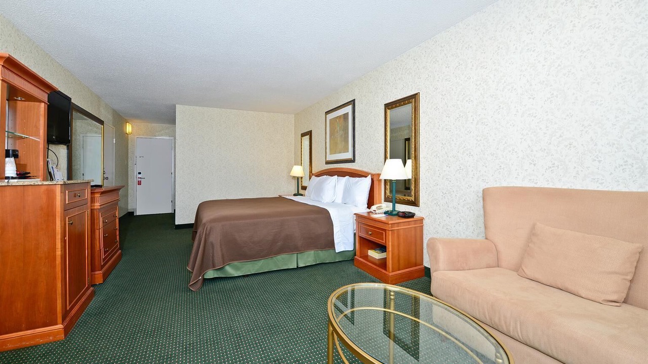 Photo of Bedroom in Pulaski Industrial Area