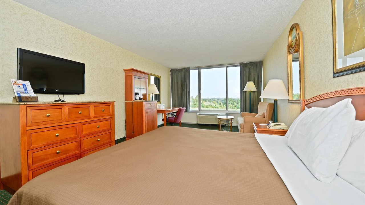 Photo of Bedroom in Pulaski Industrial Area
