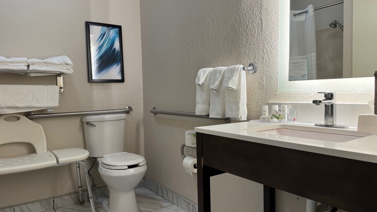 Photo of Bathroom in Marion