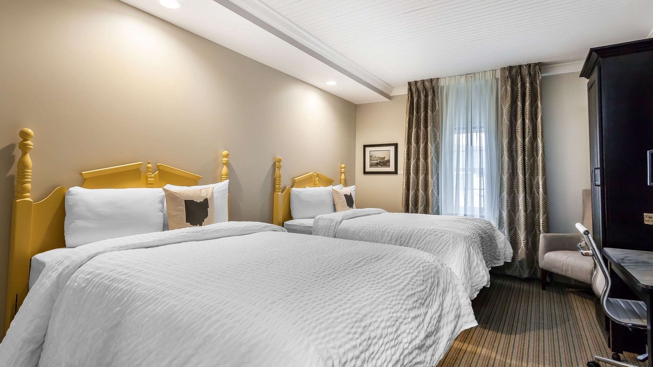 Photo of Bedroom in Aurora