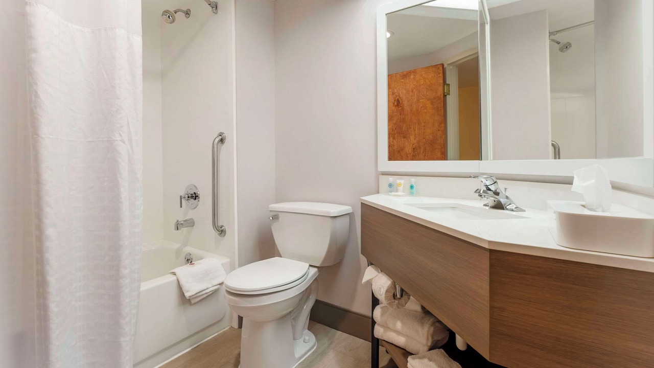Photo of Bedroom in LaVale