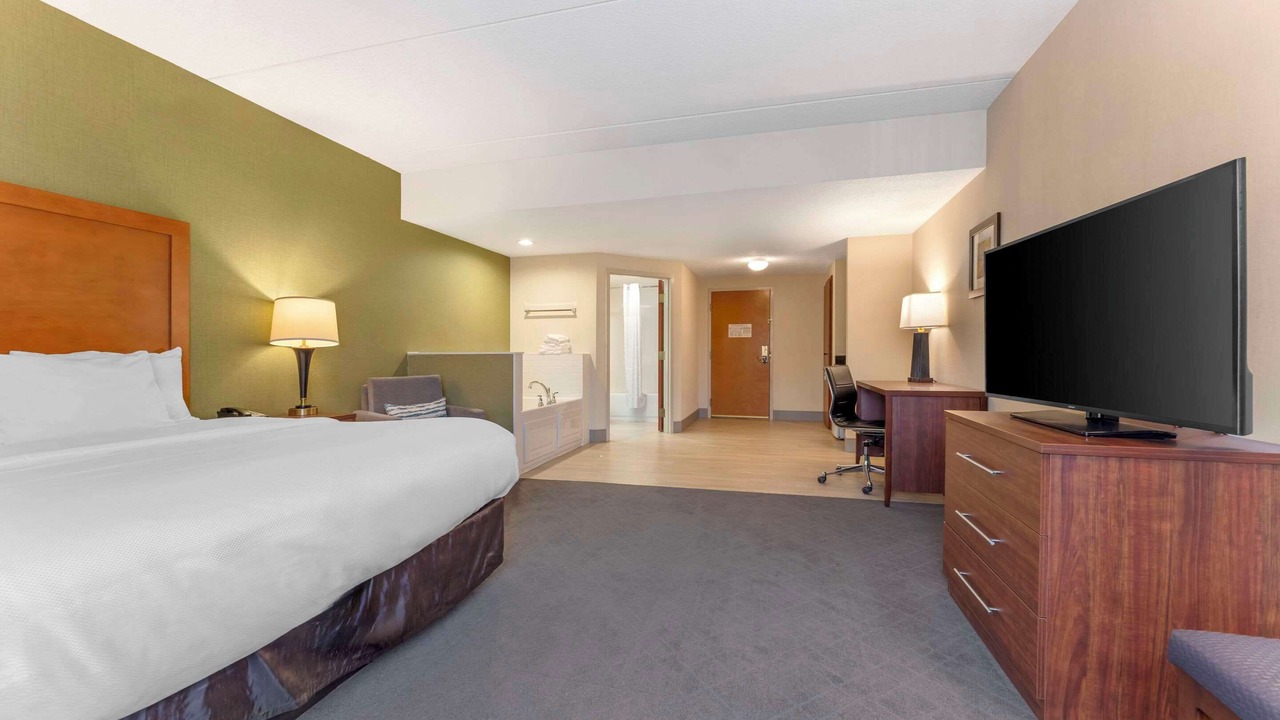 Photo of Bedroom in LaVale