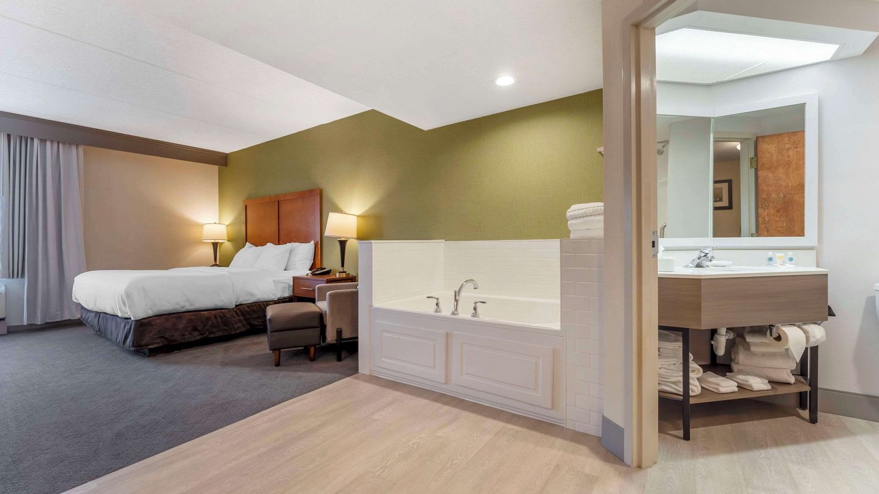 Photo of Bedroom in LaVale