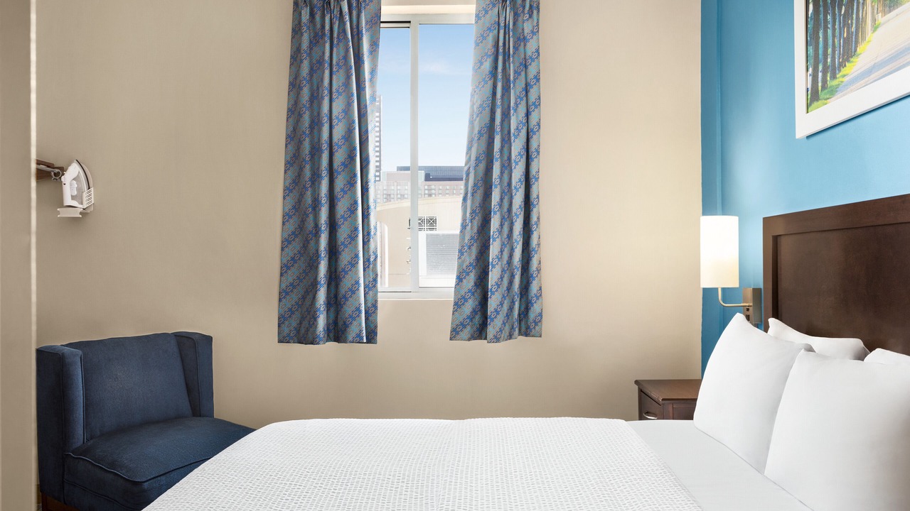 Photo of Bedroom in Chinatown