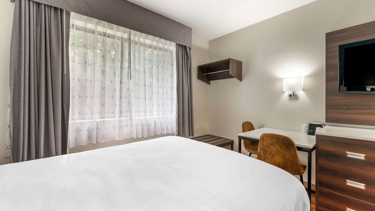 Photo of Bedroom in LaVale