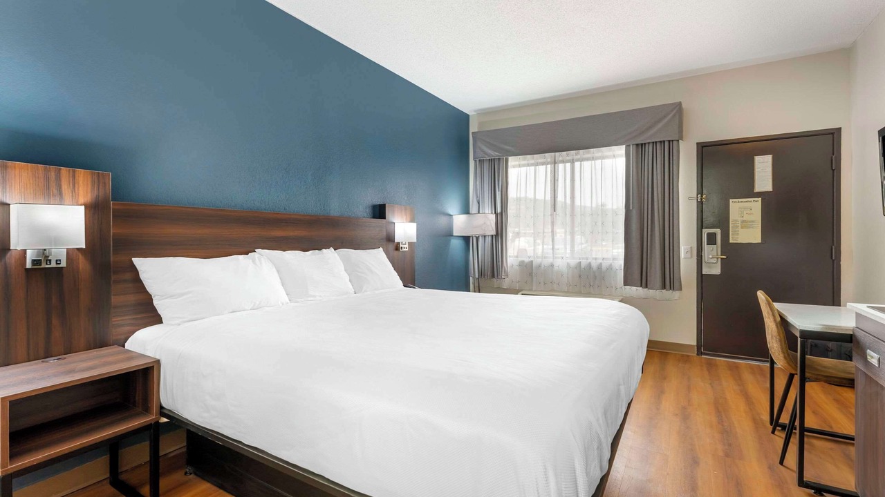 Photo of Bedroom in LaVale