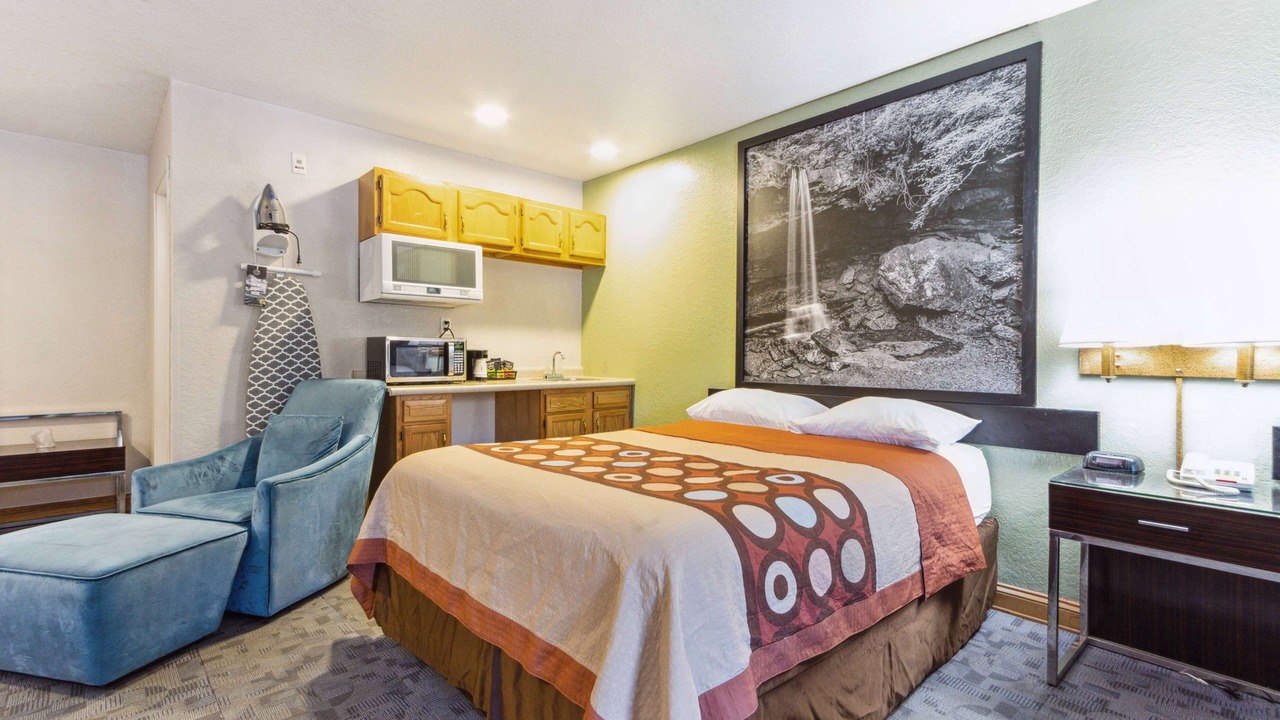 Photo of Bedroom in Uniontown