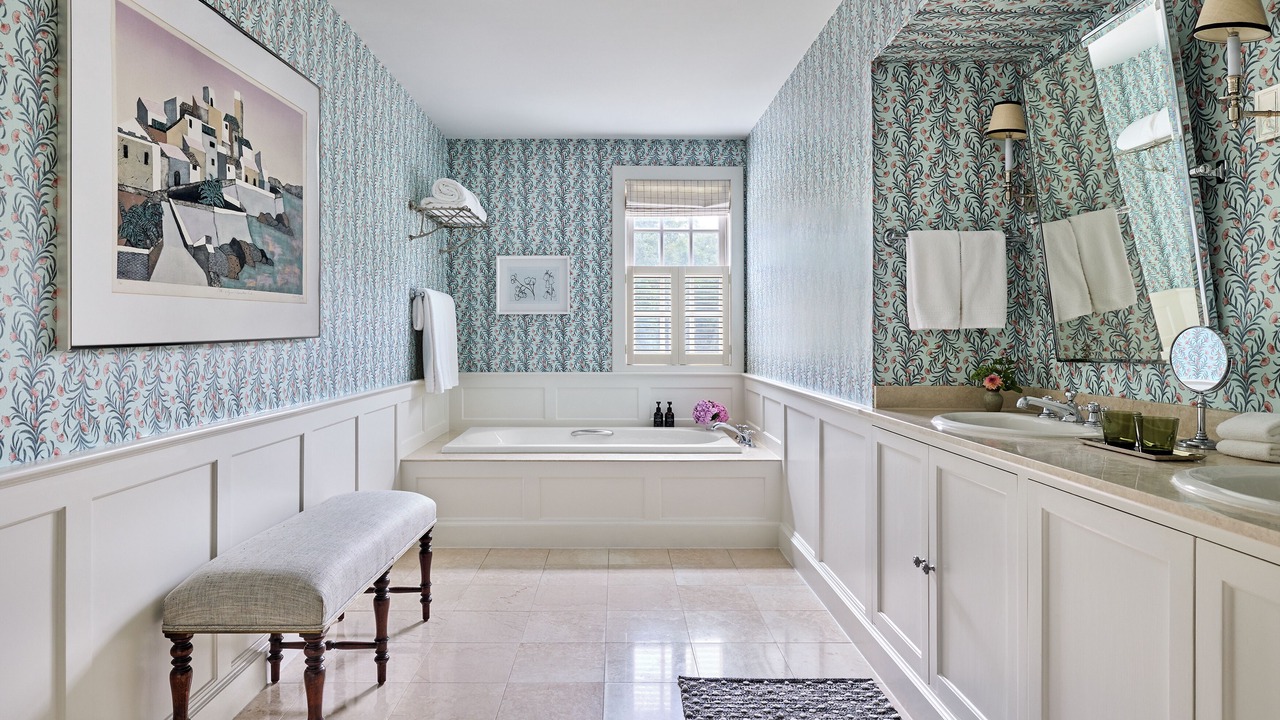 Photo of Bathroom in Washington