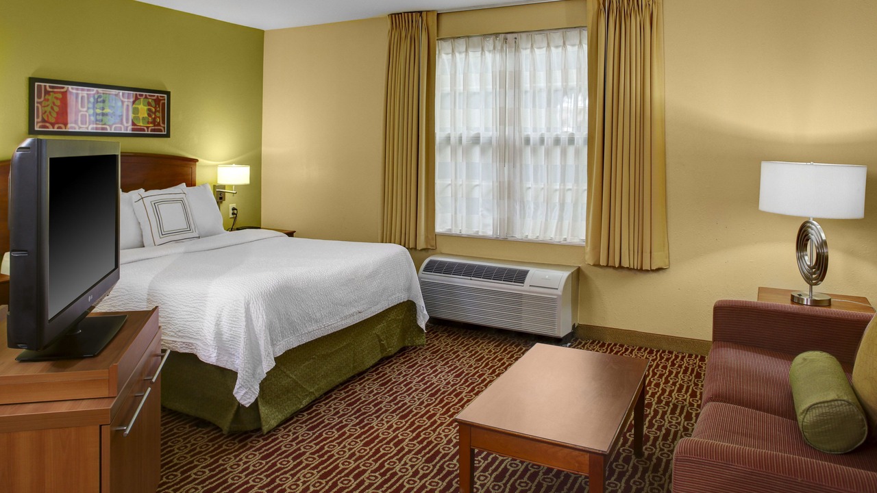 Photo of Bedroom in Westlake