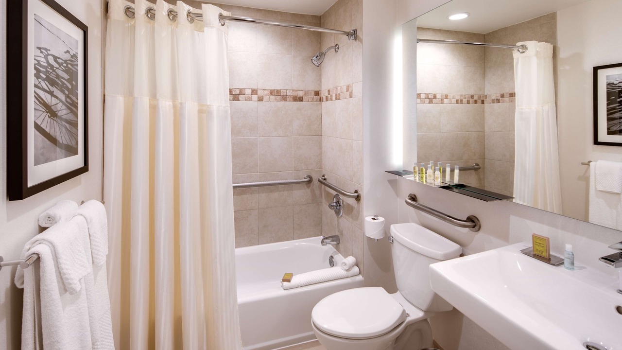 Photo of Bathroom in Hudson Exchange