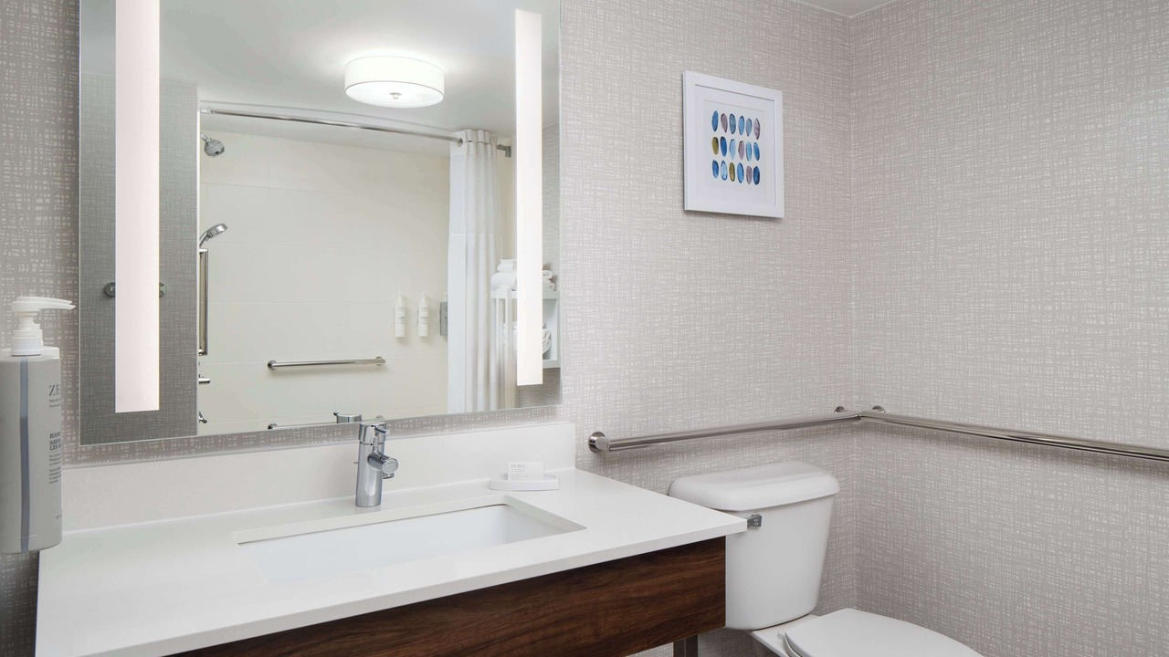 Photo of Bathroom in Hollins