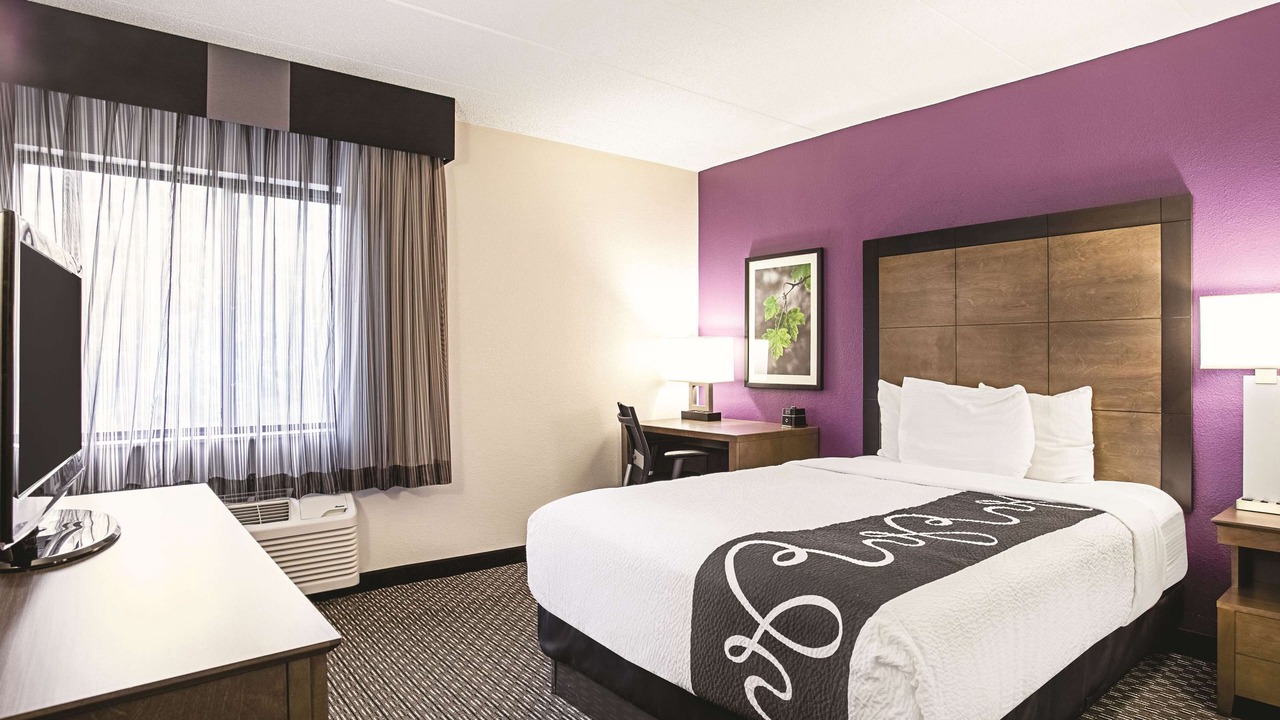 Photo of Bedroom in Rosedale