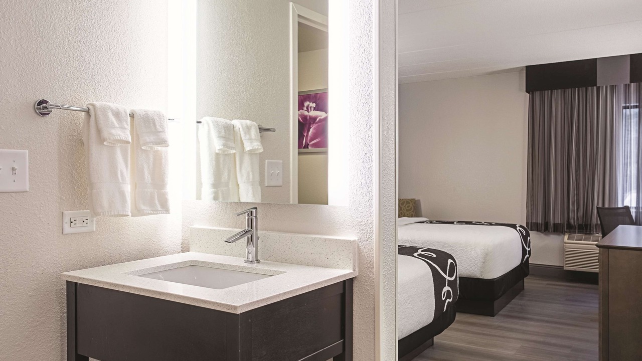 Photo of Bathroom in Rosedale