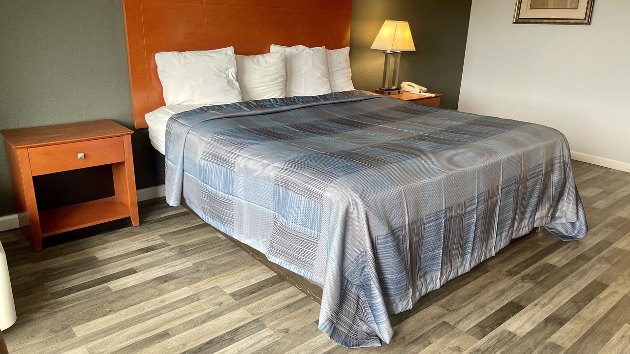 Photo of Bedroom in Wilkes-Barre