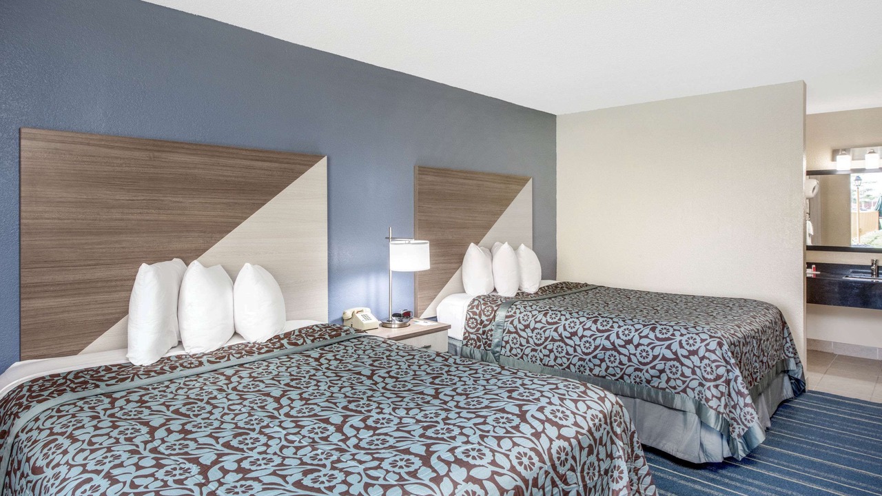 Photo of Bedroom in Salem