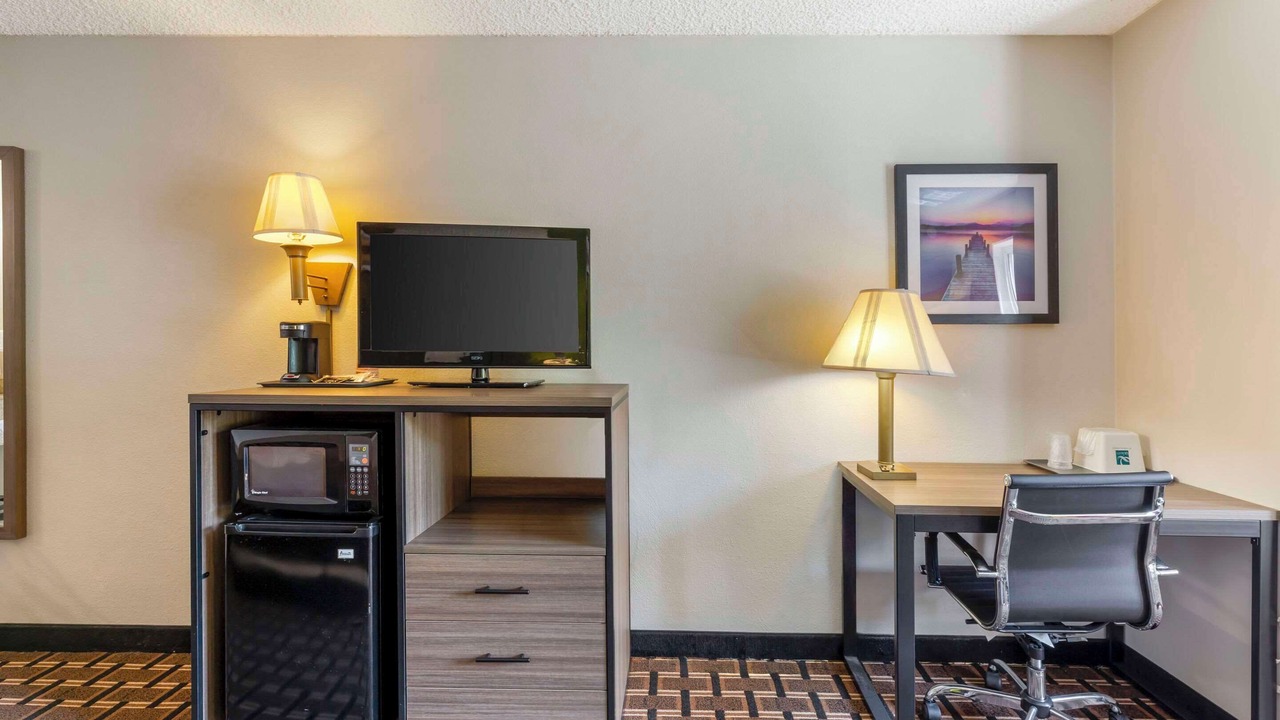 Photo of Bedroom in Huron