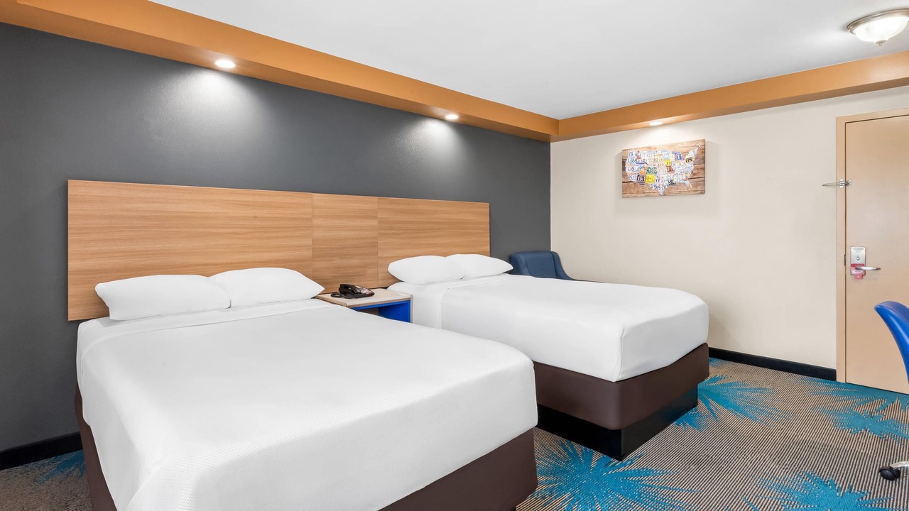 Photo of Bedroom in Iselin