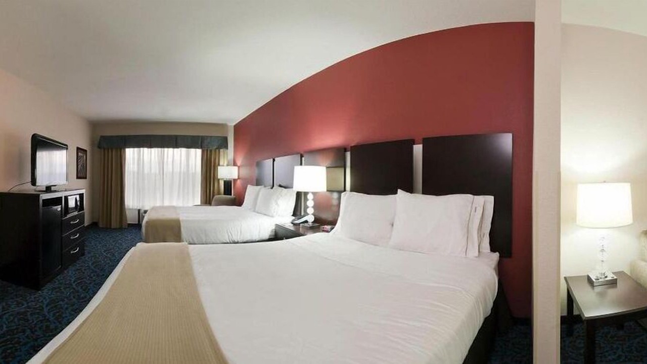 Photo of Bedroom in New Philadelphia