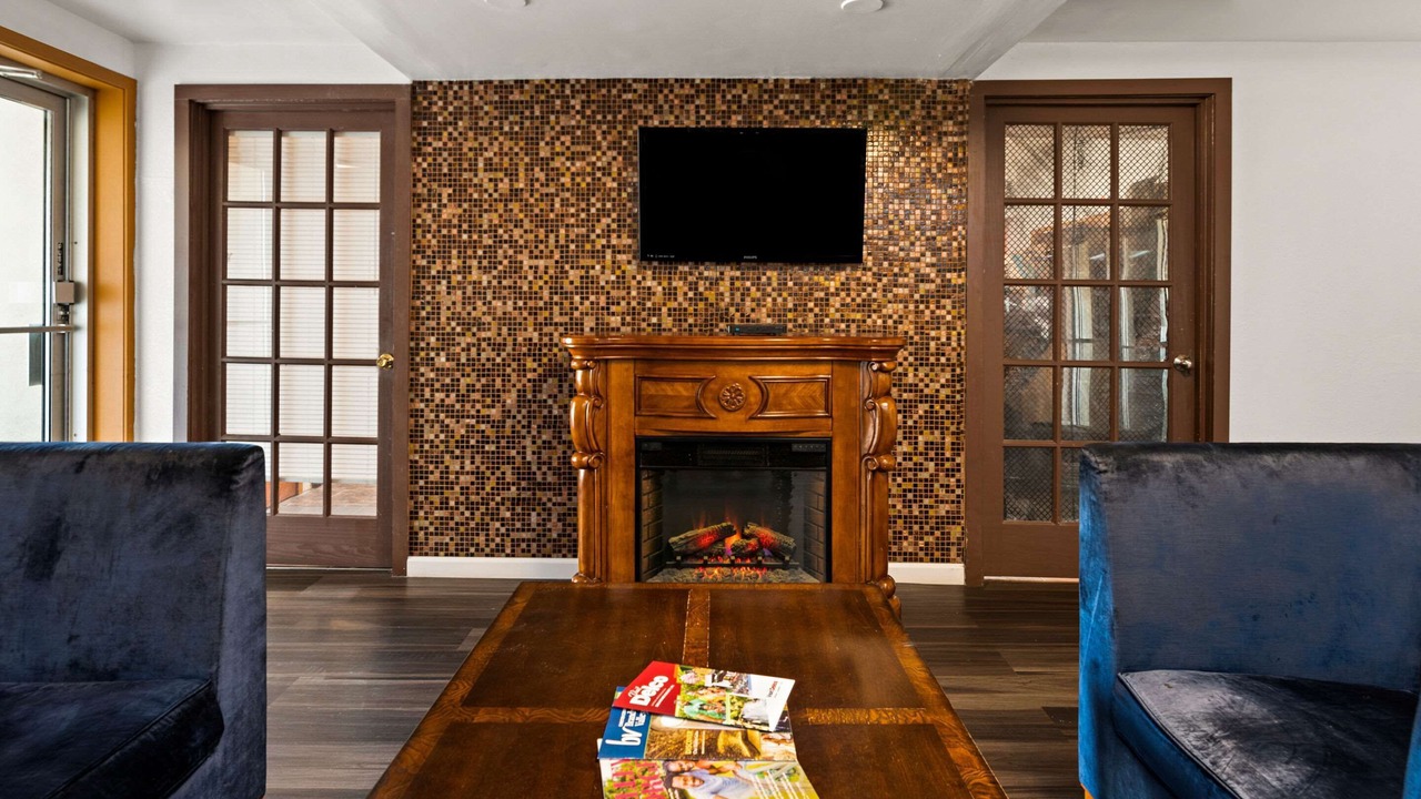 Photo of Livingroom in Brooklawn