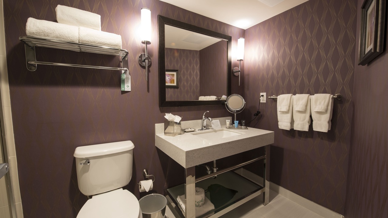 Photo of Bathroom in Saddle Brook