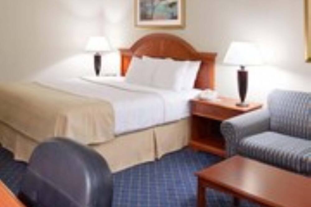 Photo of Bedroom in Uniontown