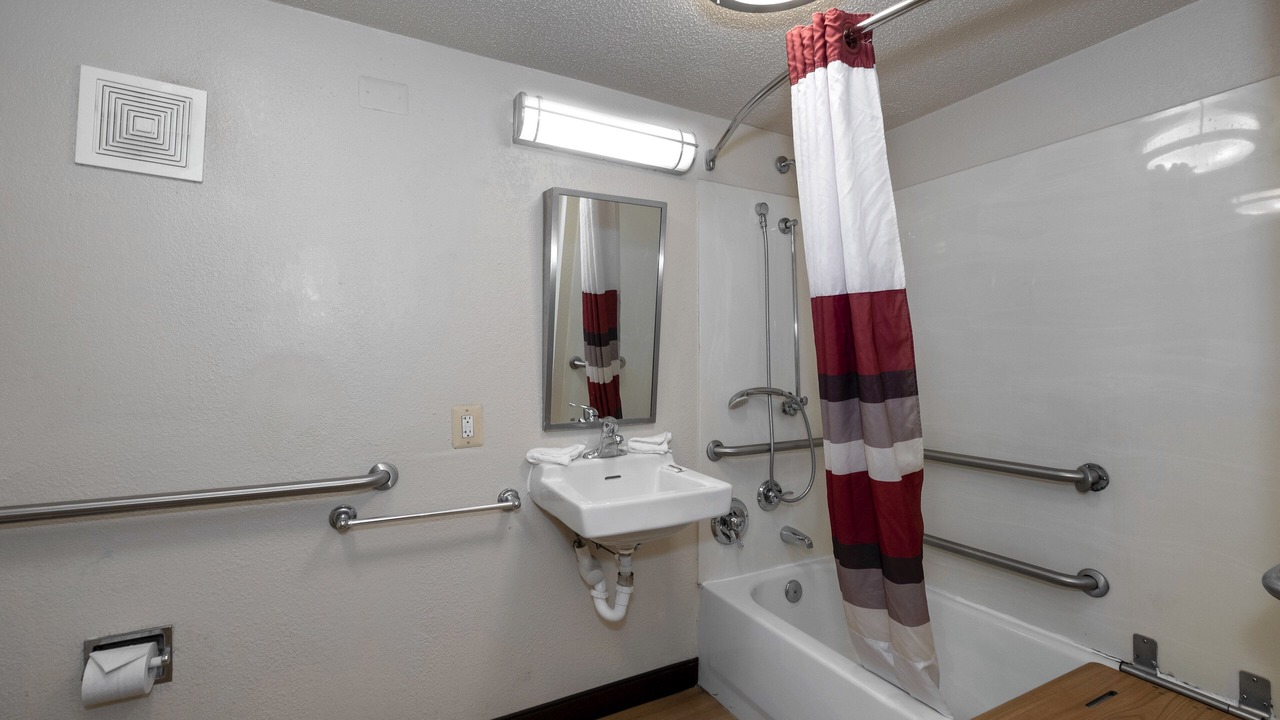 Photo of Bathroom in Lanham