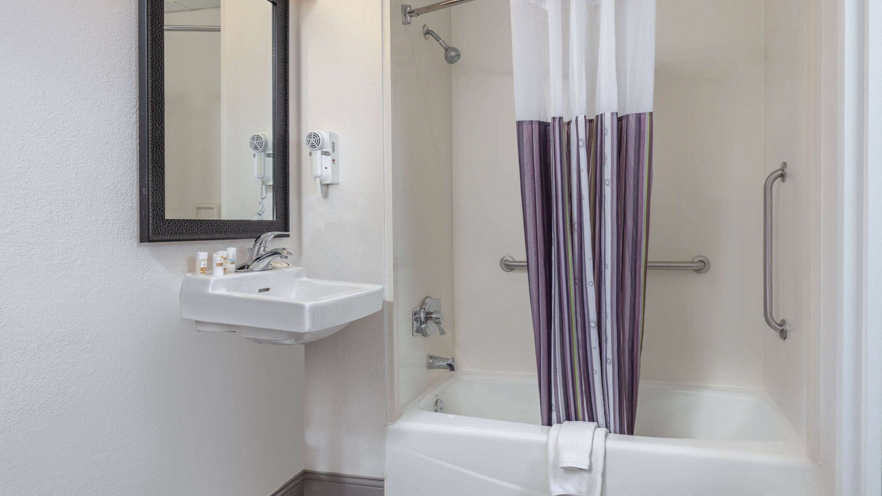 Photo of Bathroom in Clifton
