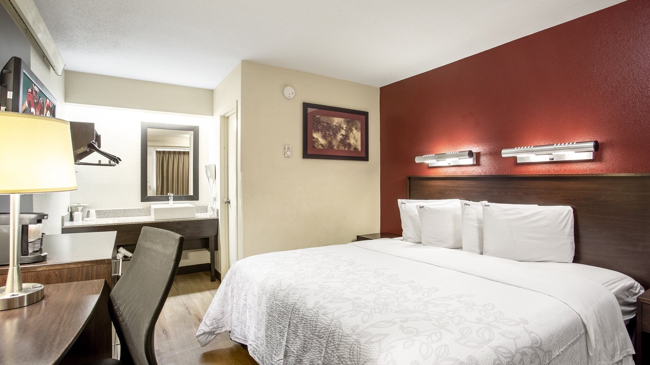 Photo of Bedroom in Newark