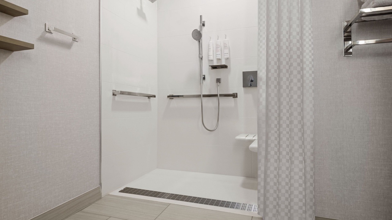 Photo of Bathroom in Saddle Brook
