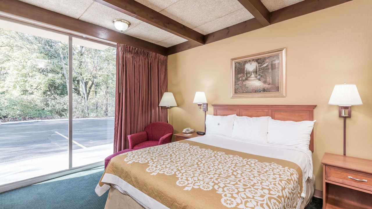 Photo of Bedroom in Niles