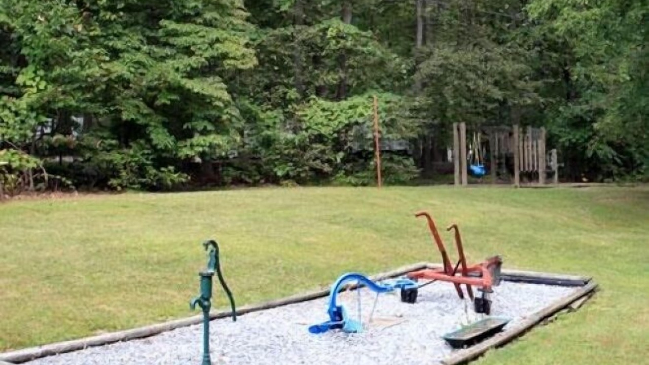 Photo of Outdoor in Rexmont