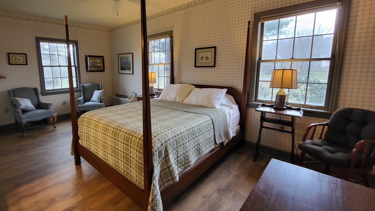 Photo of Bedroom in Slippery Rock