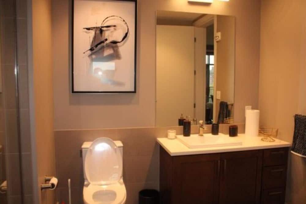 Photo of Bathroom in University Circle