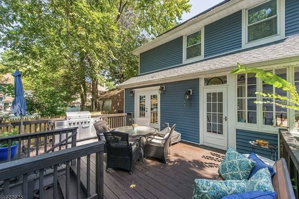 Photo of Outdoor in Roselle