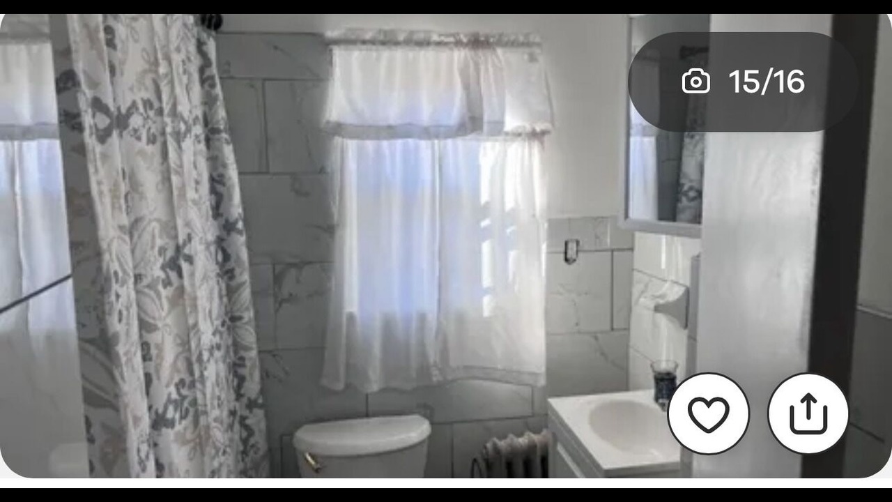 Photo of Bathroom in Weequahic